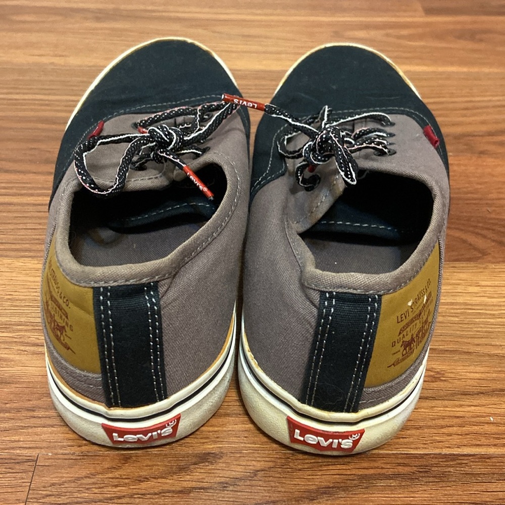 Levi’s Shoes - Picture 4 of 6